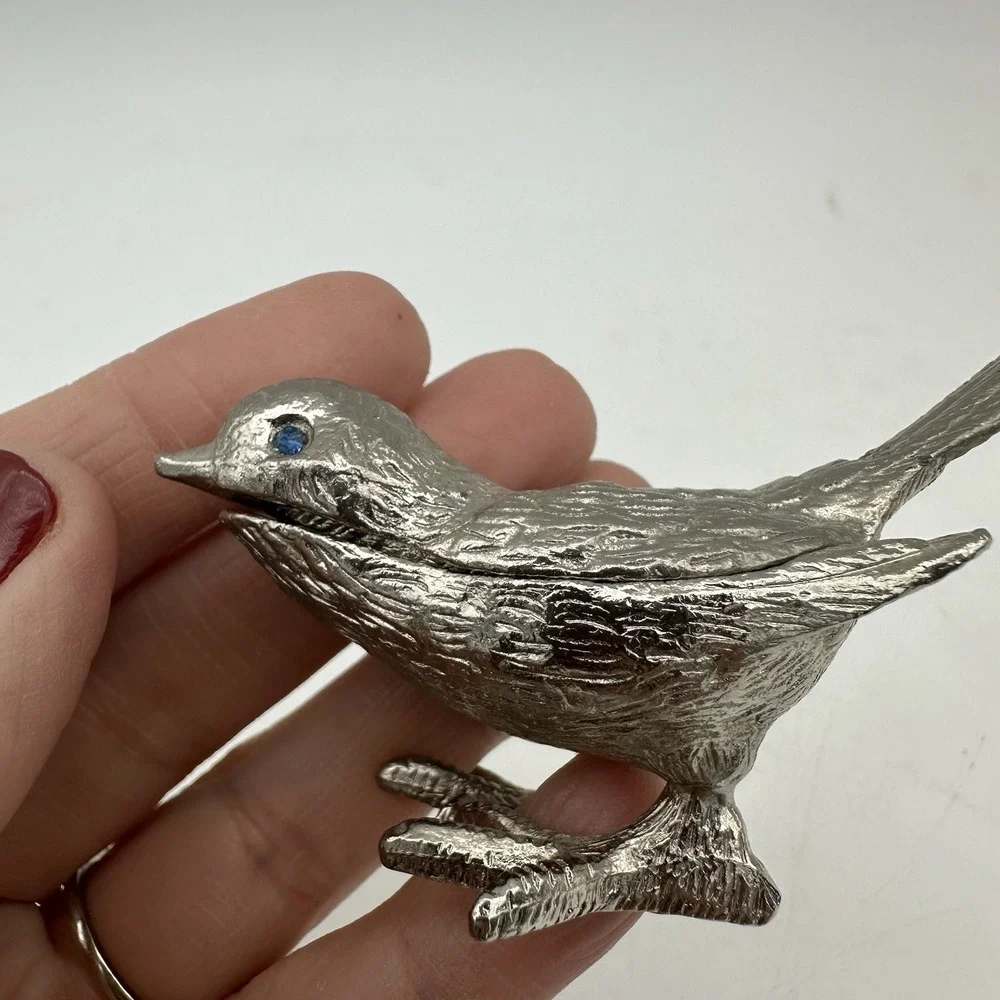 Vintage‎ FLORENZA Silver Cast Metal Green Rhinestone Eyed Bird Trinket Box 3